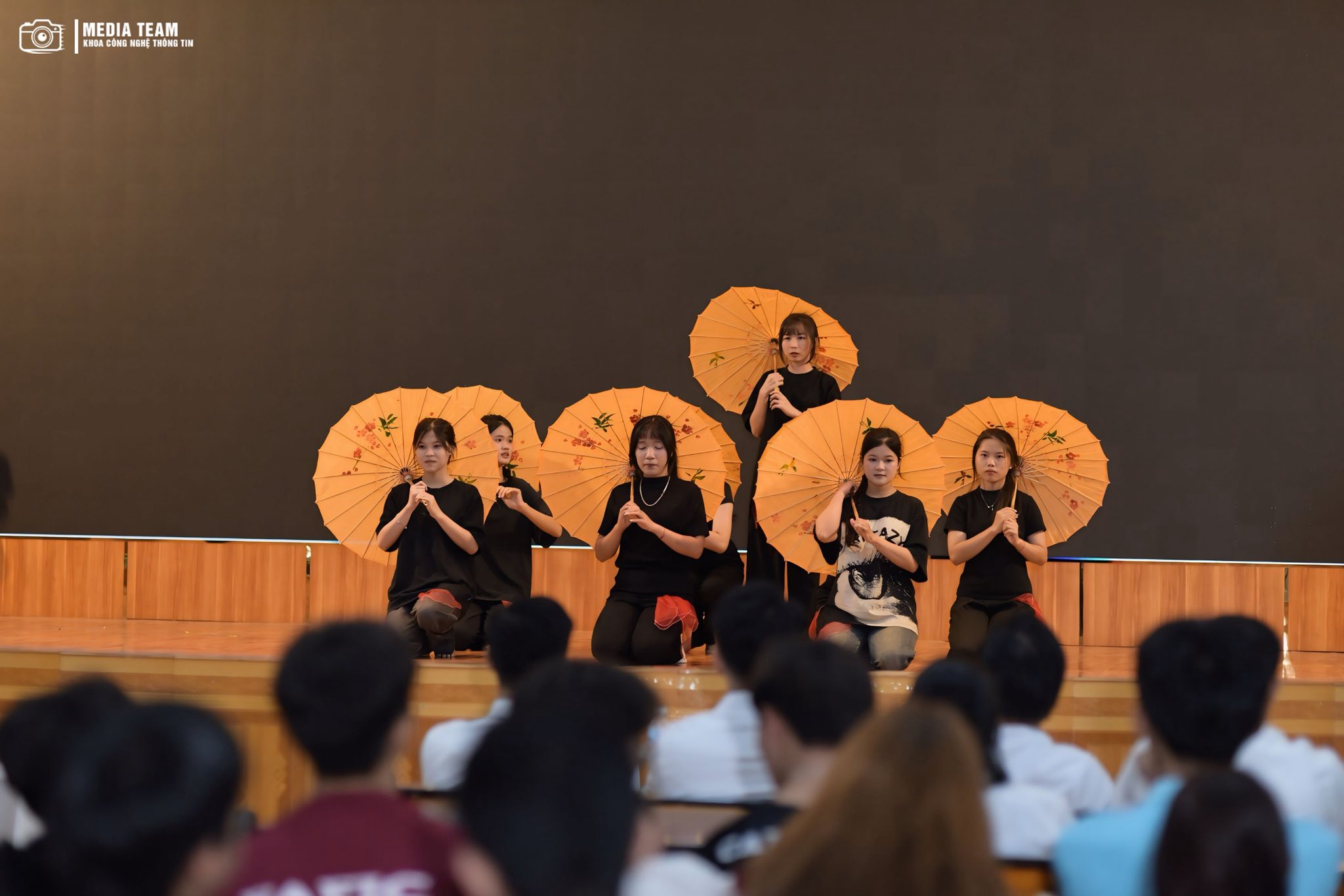 HỘI THI VĂN NGHỆ BE A STAR 2025 – RỰC RỠ SẮC MÀU SÂN KHẤU!