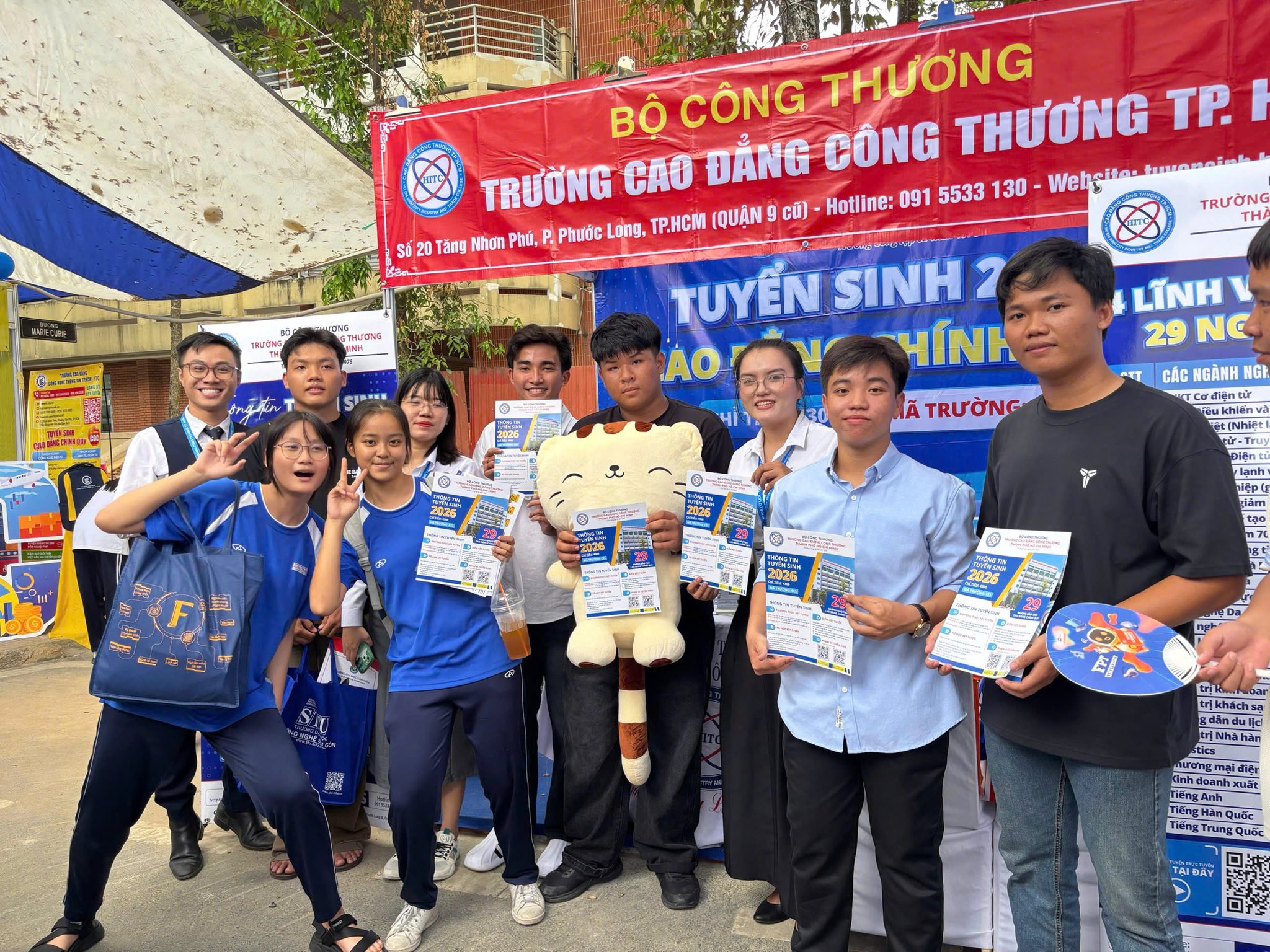 HỖ TRỢ NGÀY HỘI TƯ VẤN HƯỚNG NGHIỆP 2026