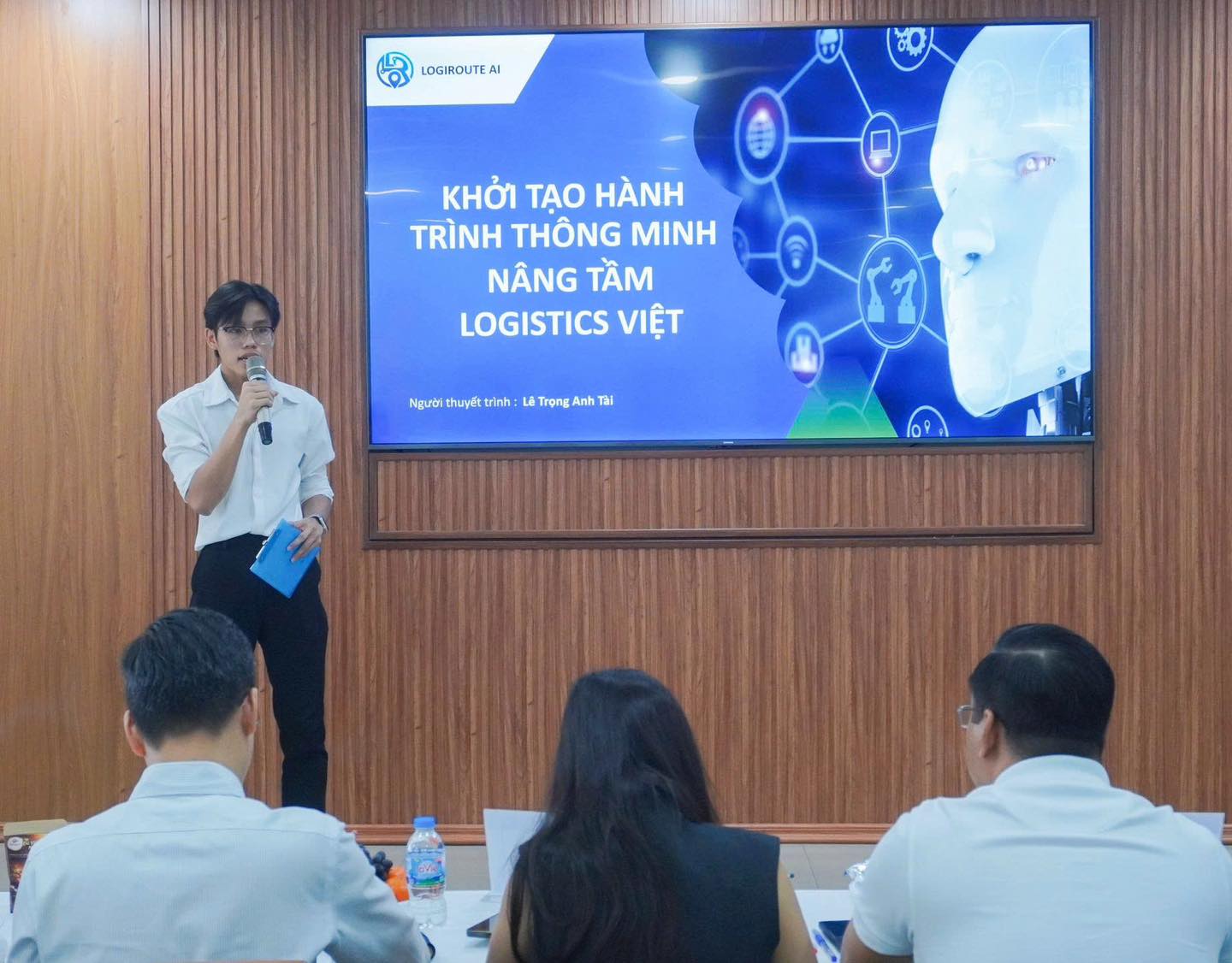 PHÁT HUY Ý TƯỞNG SÁNG KIẾN CỦA ĐOÀN VIÊN, SINH VIÊN TRONG THÁNG THANH NIÊN 2026