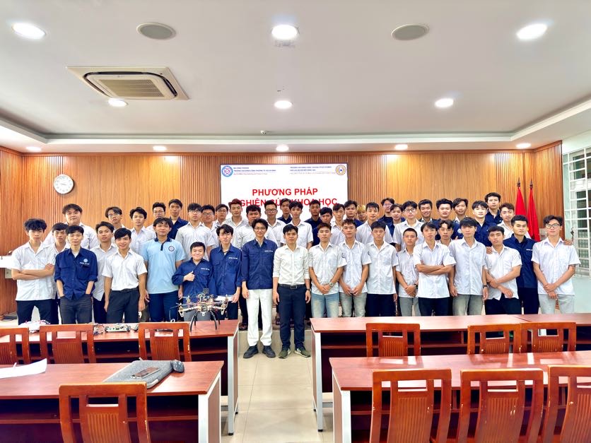 TUỔI TRẺ HITC TIÊN PHONG ỨNG DỤNG KHOA HỌC CÔNG NGHỆ – ĐỔI MỚI SÁNG TẠO – CHUYỂN ĐỔI SỐ